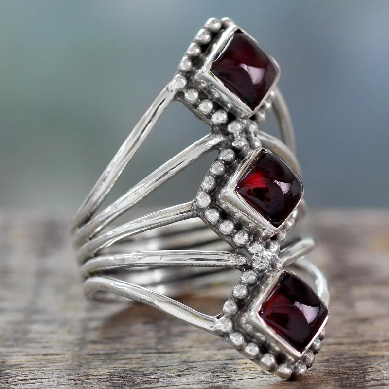  -Anti-slip claw protection raincoat FOR dogsDeep Red Diamonds Red Garnet Artisan Crafted Indian Silver Cocktail Ring