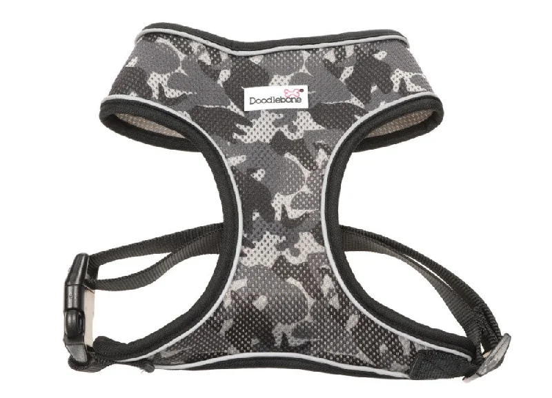  -Anti-scratch sofa protective coverDoodlebone Airmesh Dog Harness - Smokey Grey Camo